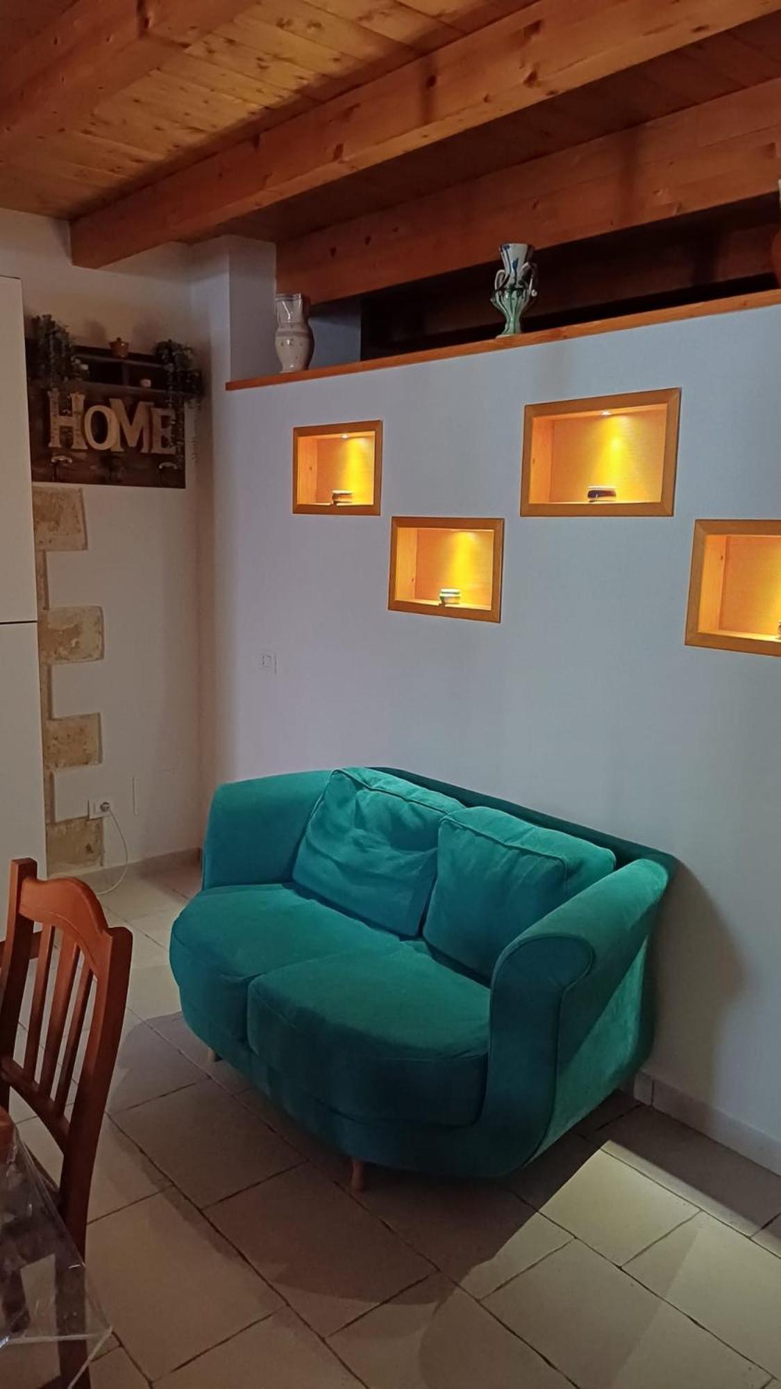לינה וארוחת בוקר קנוסה די פוליה Casa Di Nonna Rosa מראה חיצוני תמונה